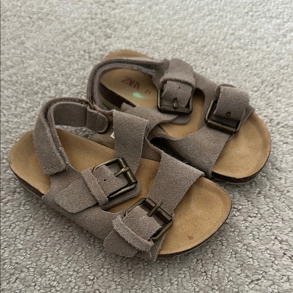 Zara Other - Zara suede sandals size 21